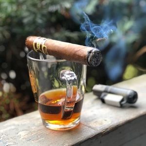 Meet your Posher, Carlos